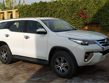 hire new toyota fortuner luxury car for election promotion advertisement in india